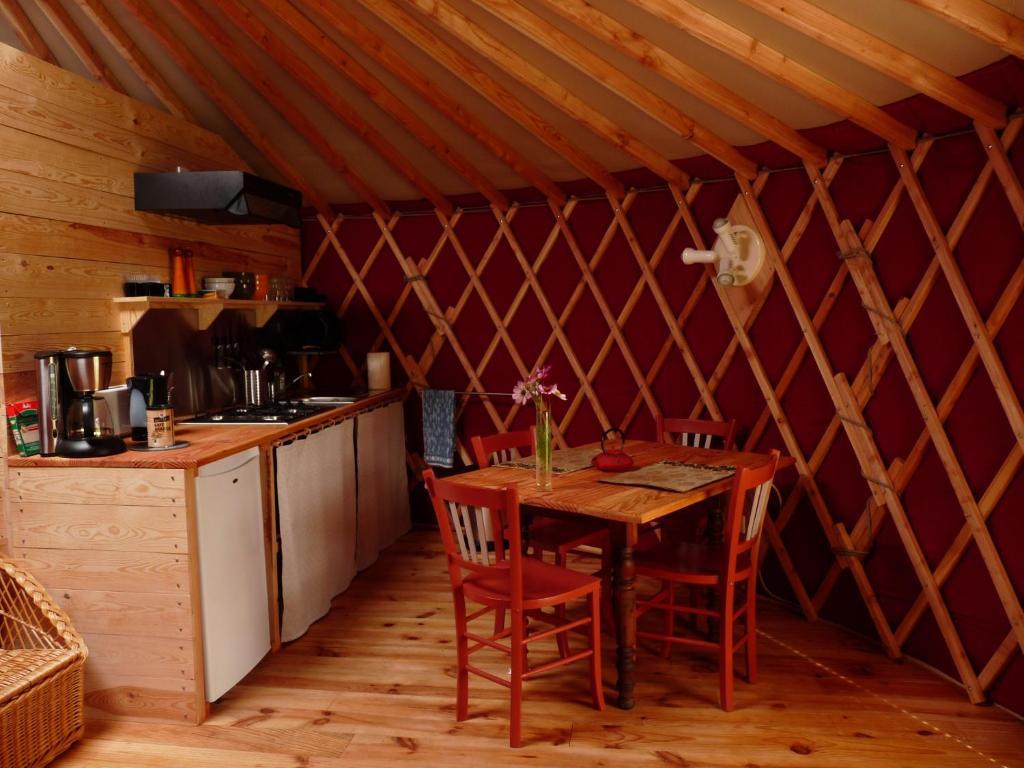 Yourtes En Terrasse Bonneval 部屋 写真