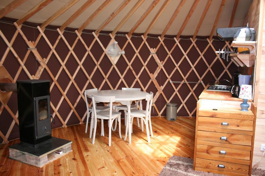 Yourtes En Terrasse Bonneval 部屋 写真